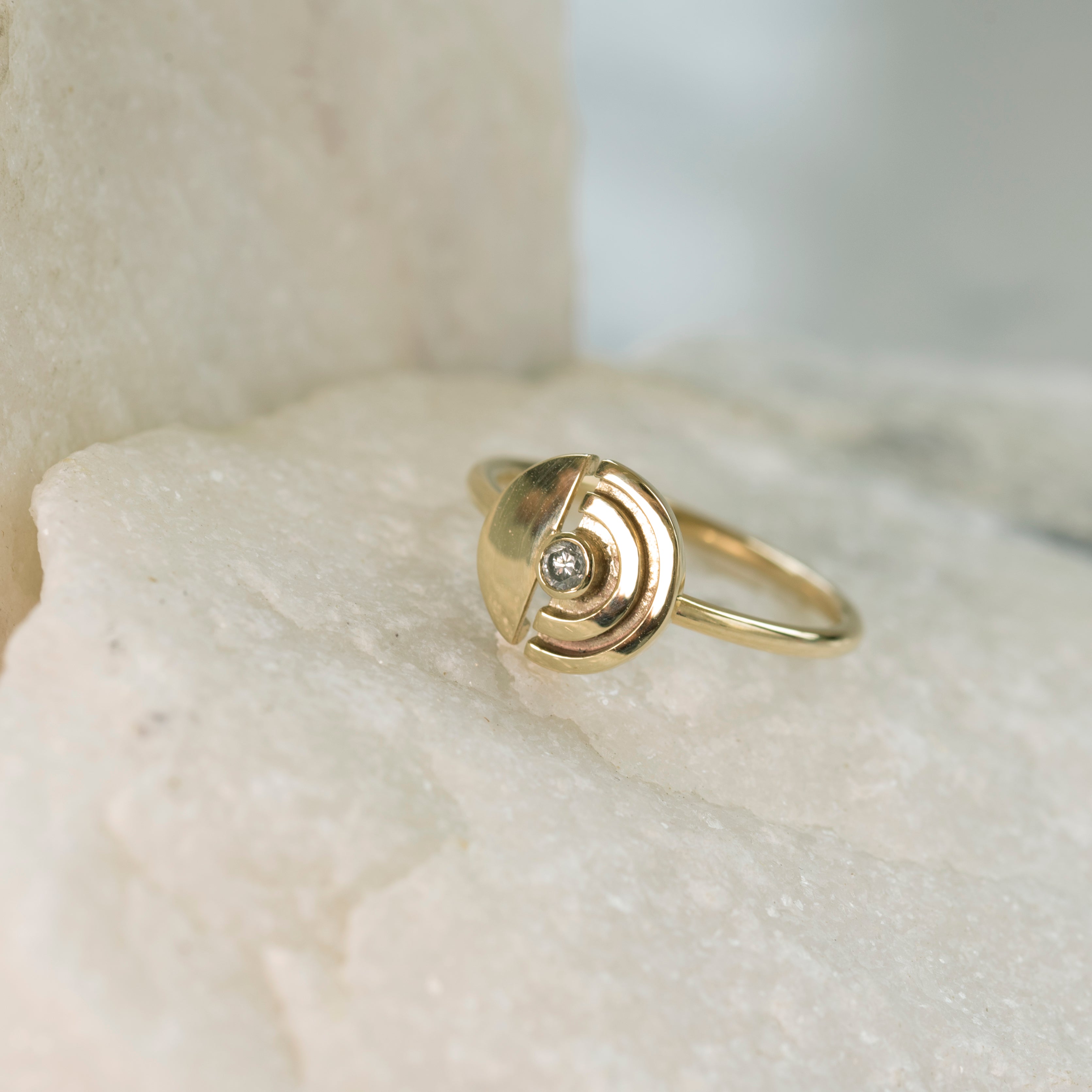 Annulus Gold Ring with Grey Diamond